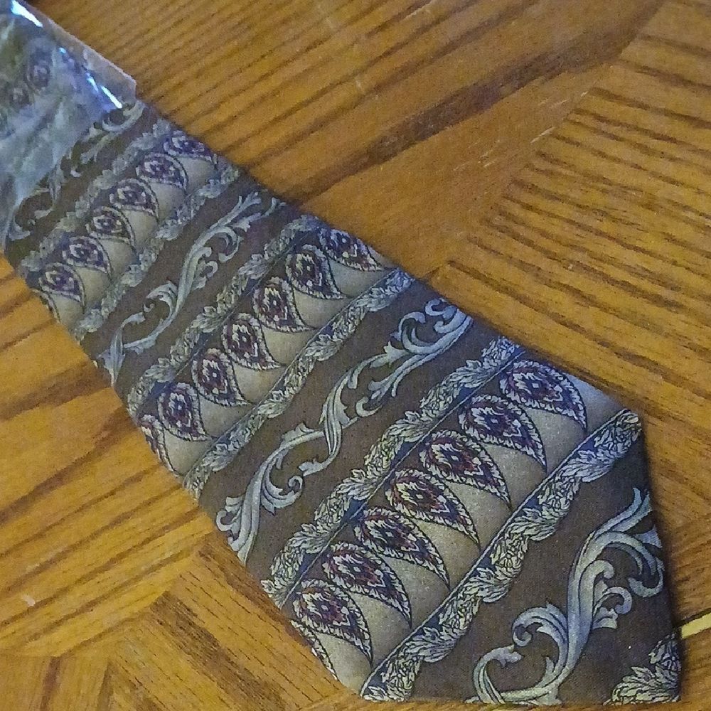 🤠New Cambridge Classics Mervyns Italian Silk Tie